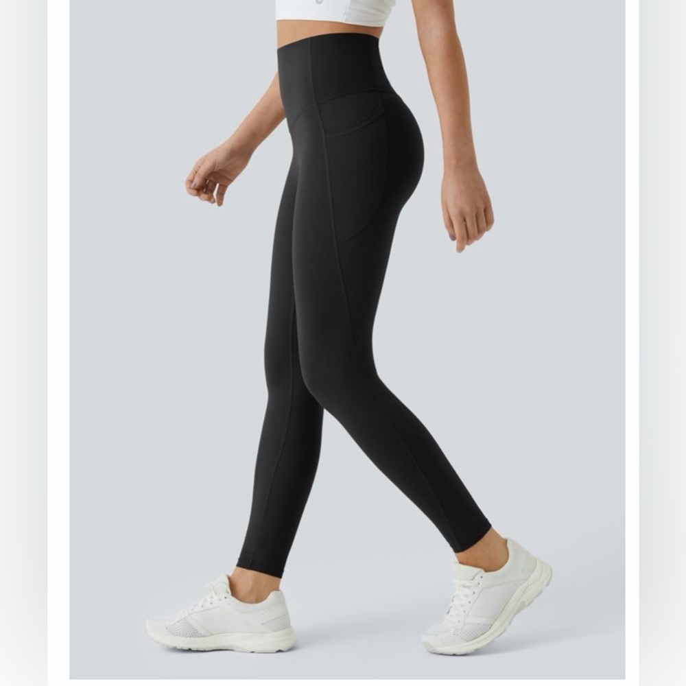 High-Waist Black Performance Leggings